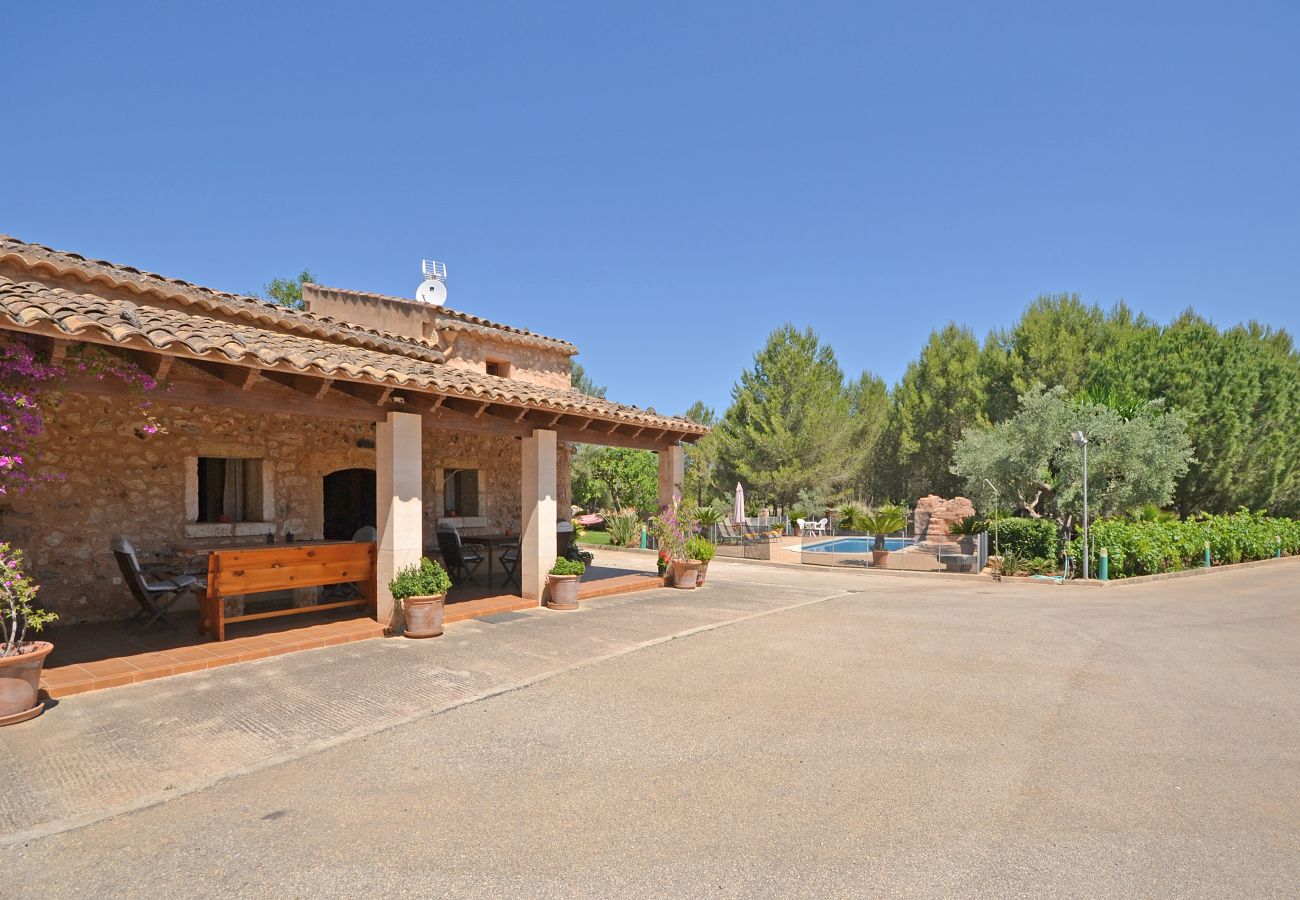 Casa rural en Llubi - Alba