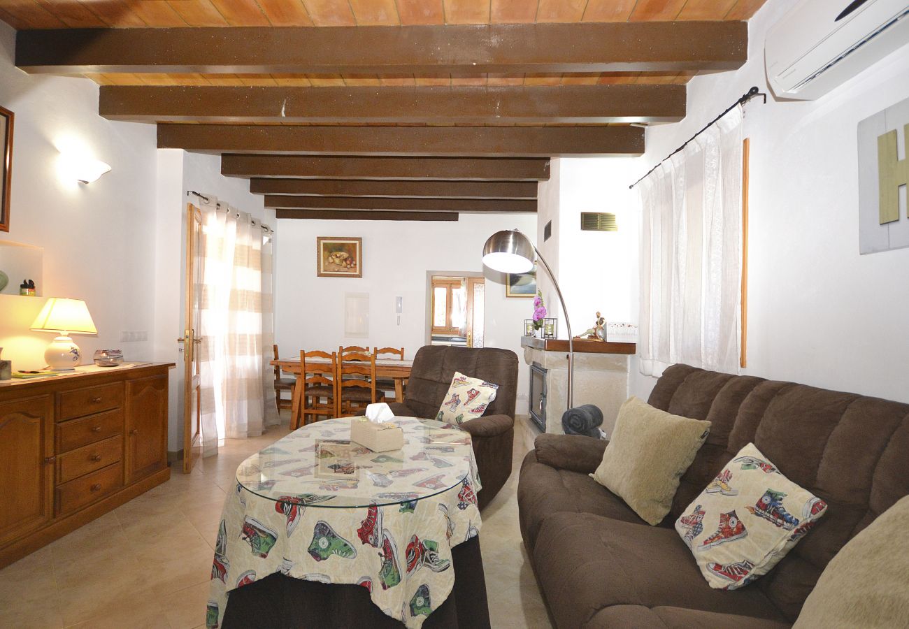 Cottage in Sineu - Victori